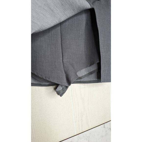 Pretty Little Things gray woven side slit mini skirt skort size 6 - Picture 8 of 11